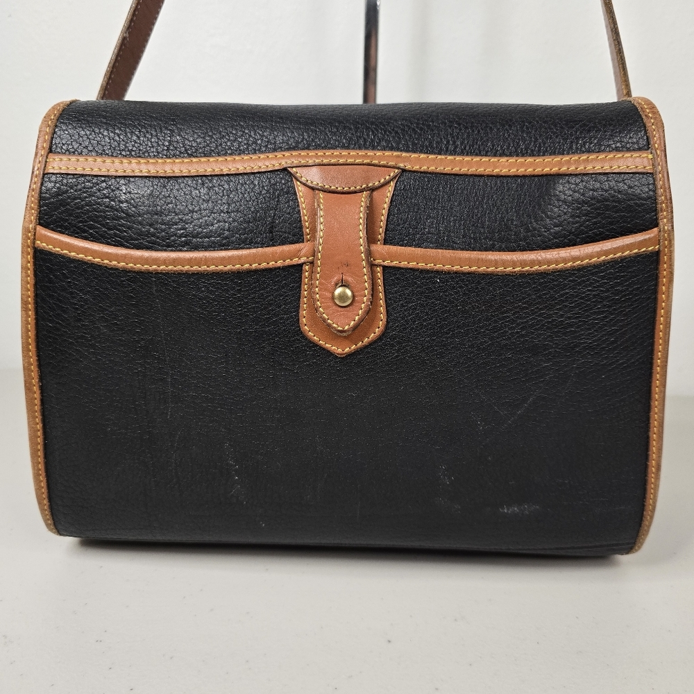 DOONEY & BOURKE Shoulder Bag Leather All Weather VTG Essex Black Tan Ships FAST - Picture 7 of 17